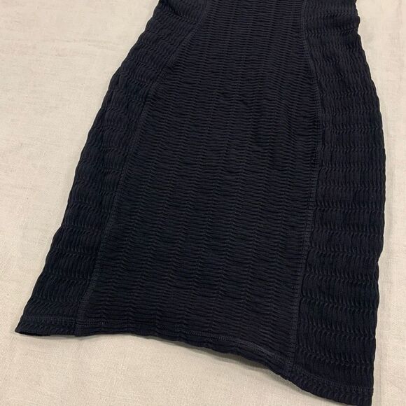 Rag & Bone Sz XS Textured Crew Neck Zip Back Sleeveless Shift Bodycon Mini Dress - Picture 5 of 7
